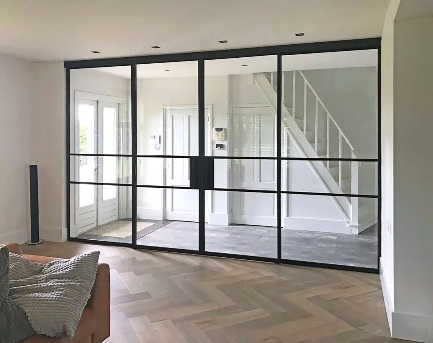 Glazen schuifwand inclusief montage: transformeer uw ruimte met elegante functionaliteit 7 Stipt Design Staal look deuren