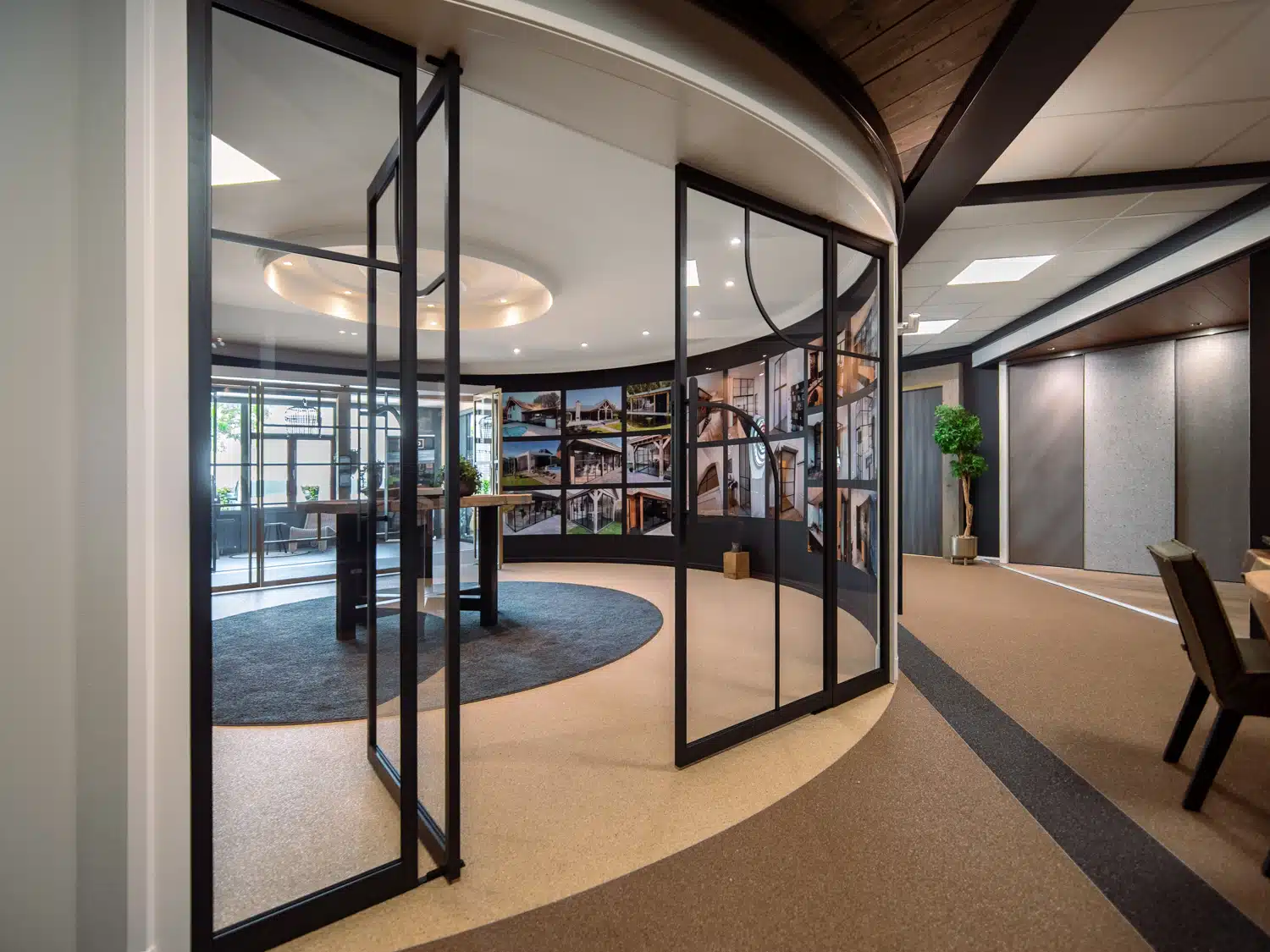 Showroom Waalwijk – aluminium deuren 3 Stipt Design Stipt Op Maat