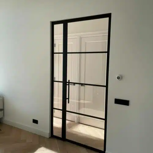 Aluminium deur - Op maat gemaakte scharnierdeur