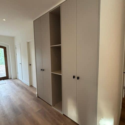 Op maat gemaakte garderobekast in Amerongen